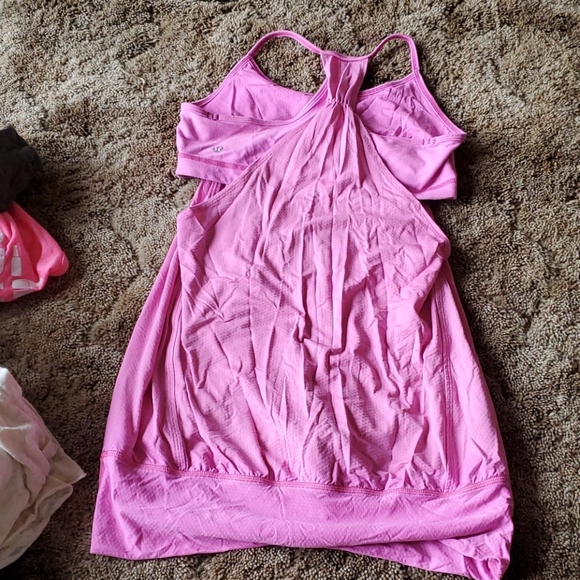 Lululemon tank - Picture 2 of 3